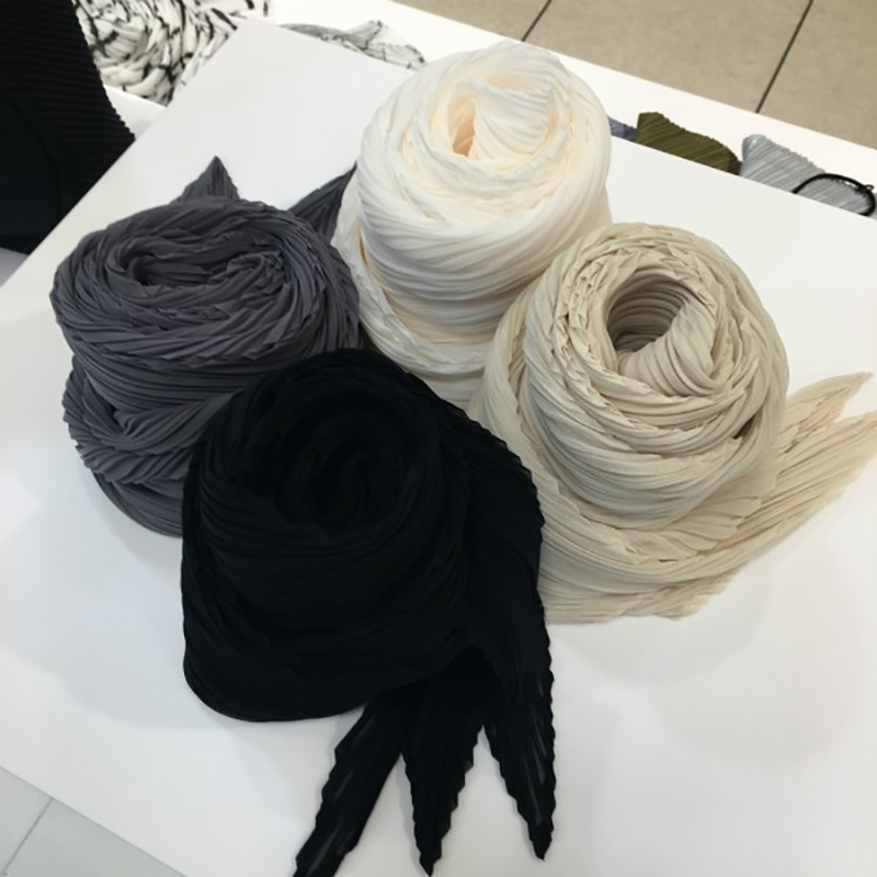 Miyake plissé femmes écharpe châle tissu mode coréenne mince crème solaire écharpe Foulard Femme Luxe Marque Hijabs pour Femme