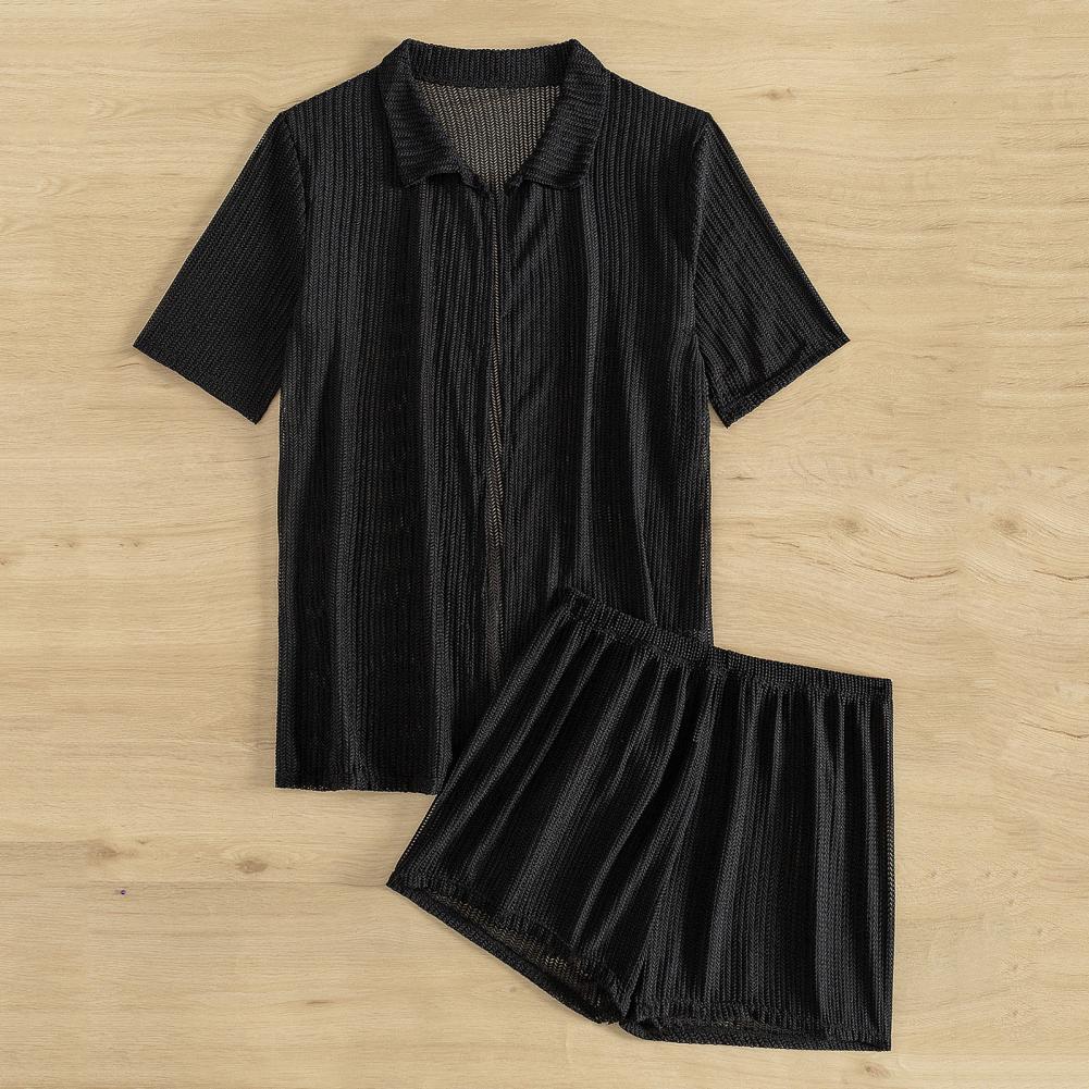 Ensemble de plage d'été à manches courtes : chemise à revers ajourée fendue et short