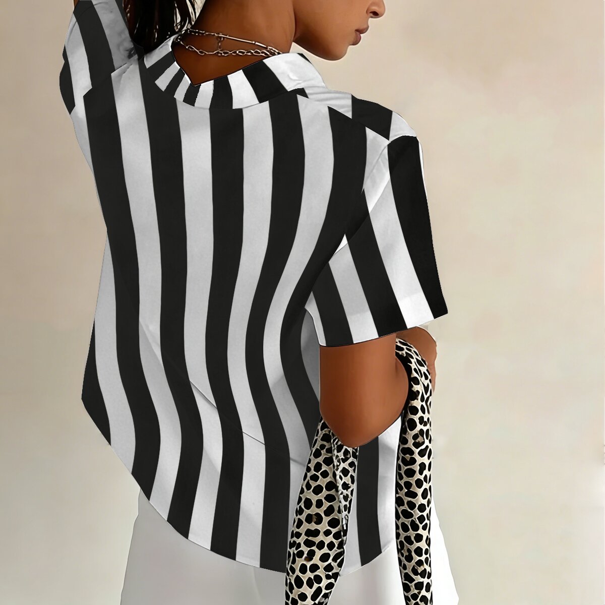 Chemise d'été à revers pour femmes grandes tailles, rayures verticales classiques noir et blanc, simple et rétro, parfaite pour le lieu de travail