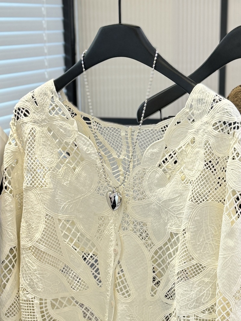 Chemise en dentelle de style français pour femme, broderie chic, simple boutonnage, combinaison évidée, manches longues élégantes, printemps, été, nouveau, Y