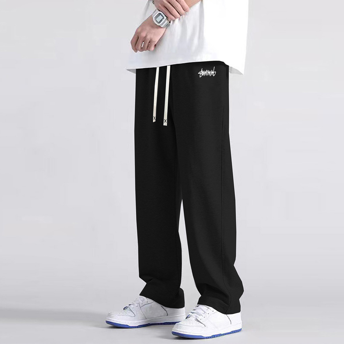 Pantalon de jogging à jambe droite de couleur unie pour hommes, adapté aux sports décontractés tels que la course, la salle de sport et les activités de plein air