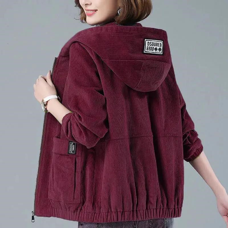 Manteau en velours côtelé pour femme 2026 – Nouvelle collection printemps-automne-hiver – Veste décontractée ample grande taille pour femme d'âge mûr