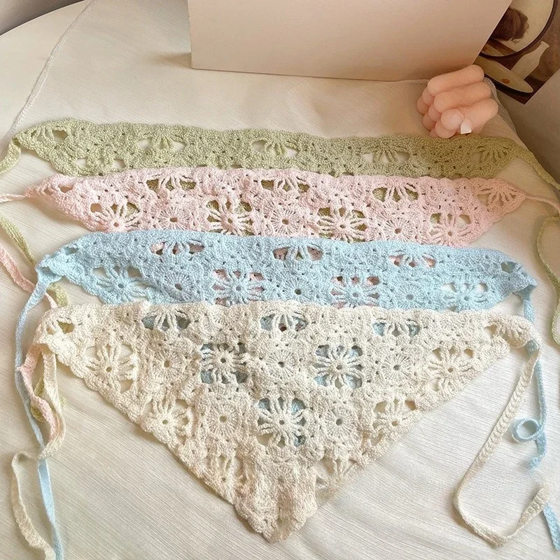 Foulard tricoté tendance, style pastoral français, bandeau triangulaire, bandeau au crochet fait main, foulard rétro à fleurs