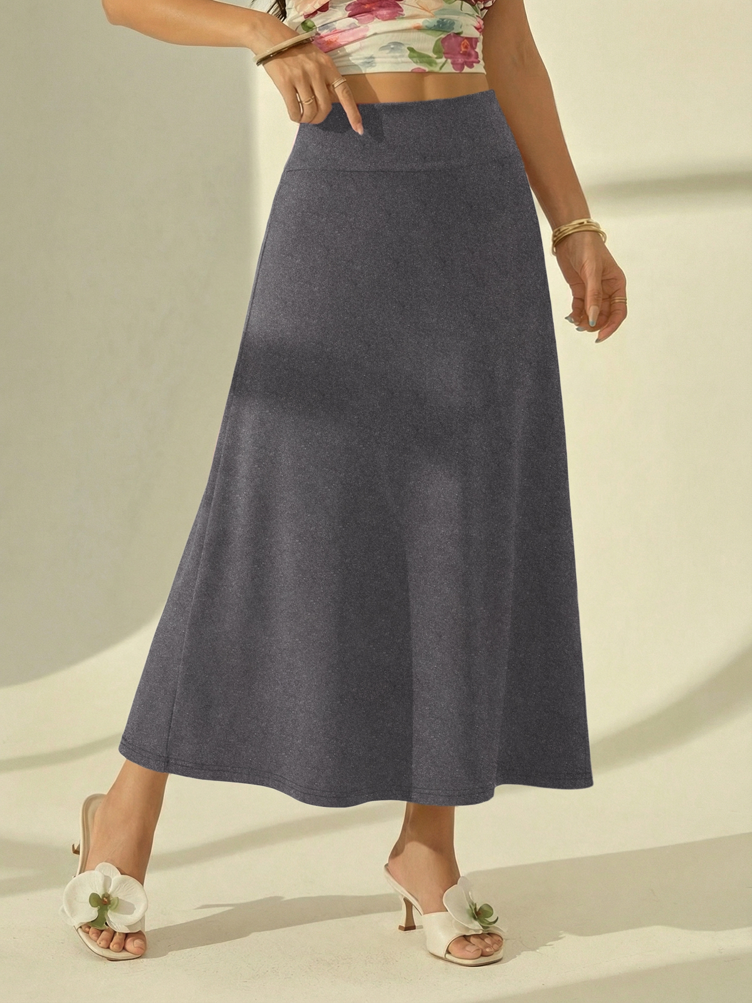 Jupe longue polyvalente pour toutes les saisons, silhouette fluide et douce, tenue idéale pour les vacances à l'île et les loisirs en parc