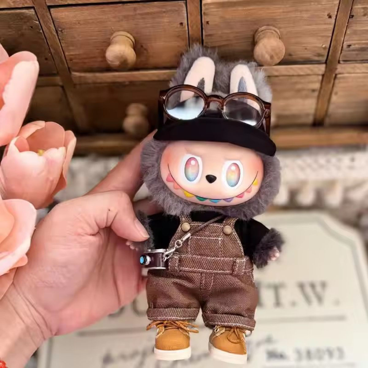 Vêtements de poupée en peluche mignons pour Labubu, salopette couleur bonbon solide, pantalon, tenue, accessoires de poupées