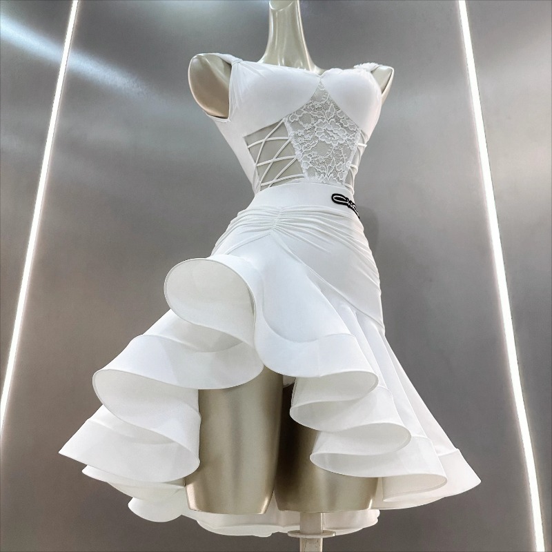 Robe de danse latine pour femmes, tenues en dentelle, hauts de soutien-gorge, jupe à volants, Costumes de spectacle sur scène pour concours de danse pour adultes
