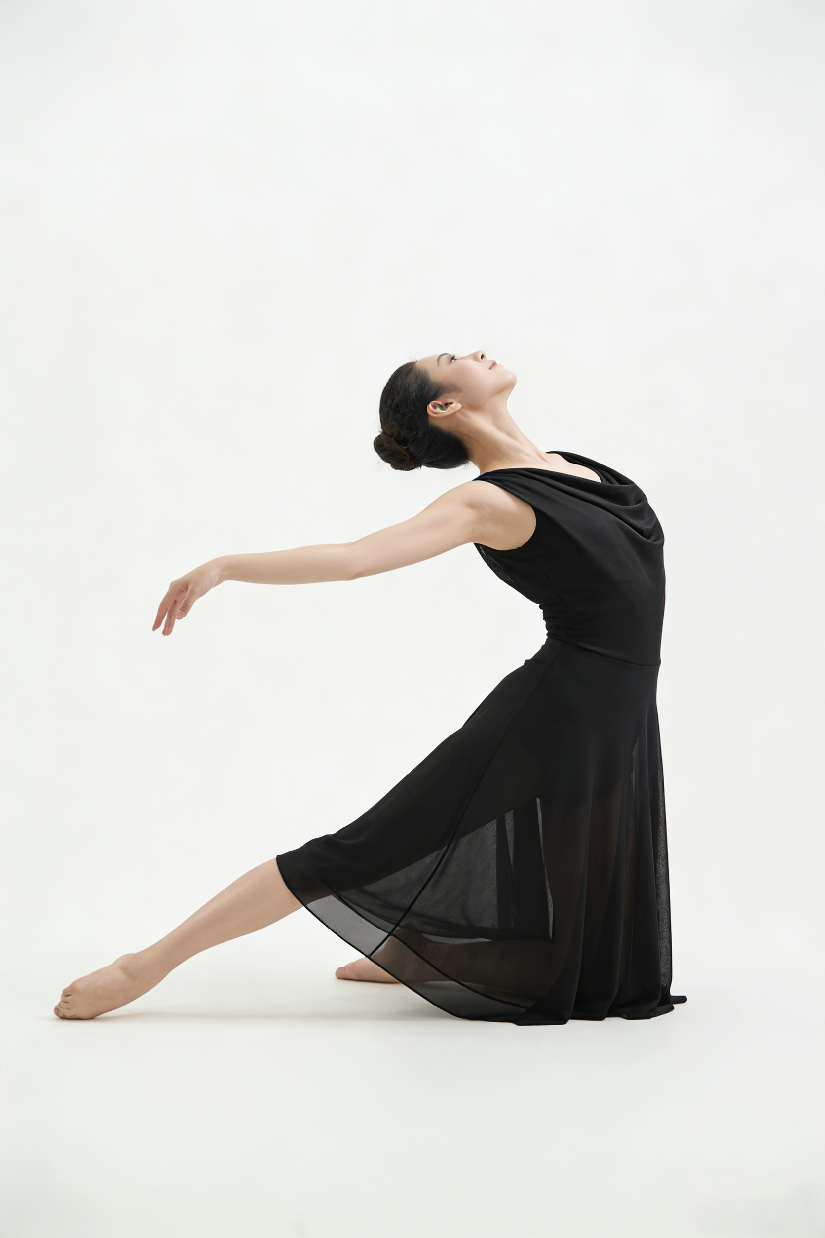 Costume de danse lyrique pour femmes adultes, tenue de danse moderne et contemporaine, robe à col en V, dos nu, en tulle fluide, pour spectacle sur scène