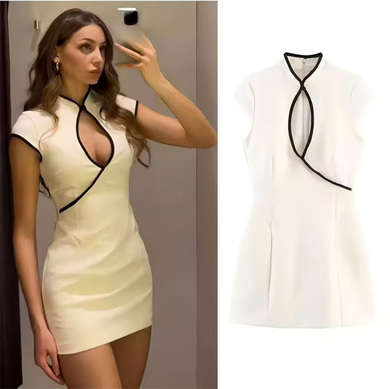 Robe pour femme 2026 Nouvelle collection Printemps-Été Mini-robe color-block élégante et chic pour femme