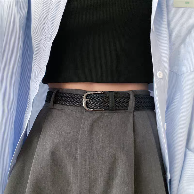 Ceinture en Corde de Chanvre Tressée Style Ethnique Rétro Vintage Non Perforée pour Femme – Tendance Populaire et Cool pour Robes, Pantalons et Jeans