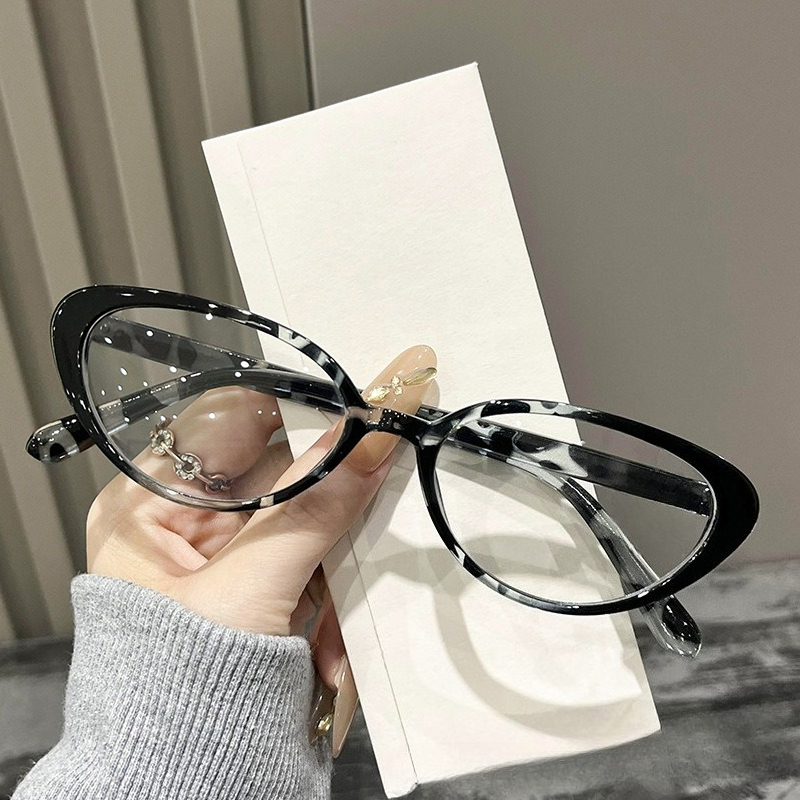 Lunettes de vue anti-lumière bleue sans correction pour femmes, style INS, monture petite œil-de-chat, tendance et classiques