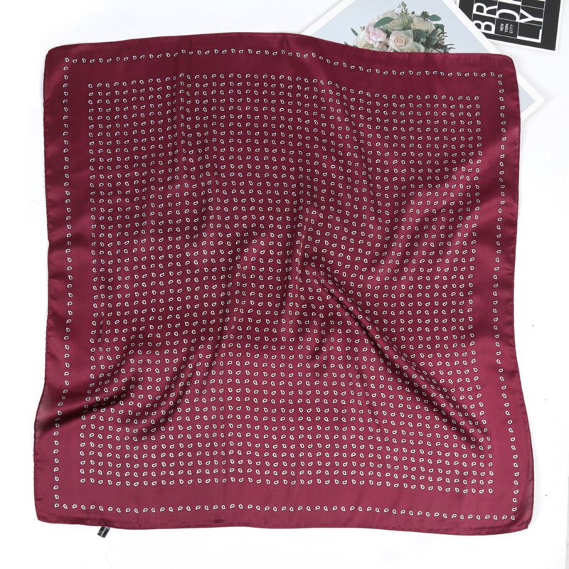 Foulard carré de luxe 70 cm pour femme, imprimé floral et léopard, châle, hijab, bandeau, foulard pour cheveux, bandana, mouchoir