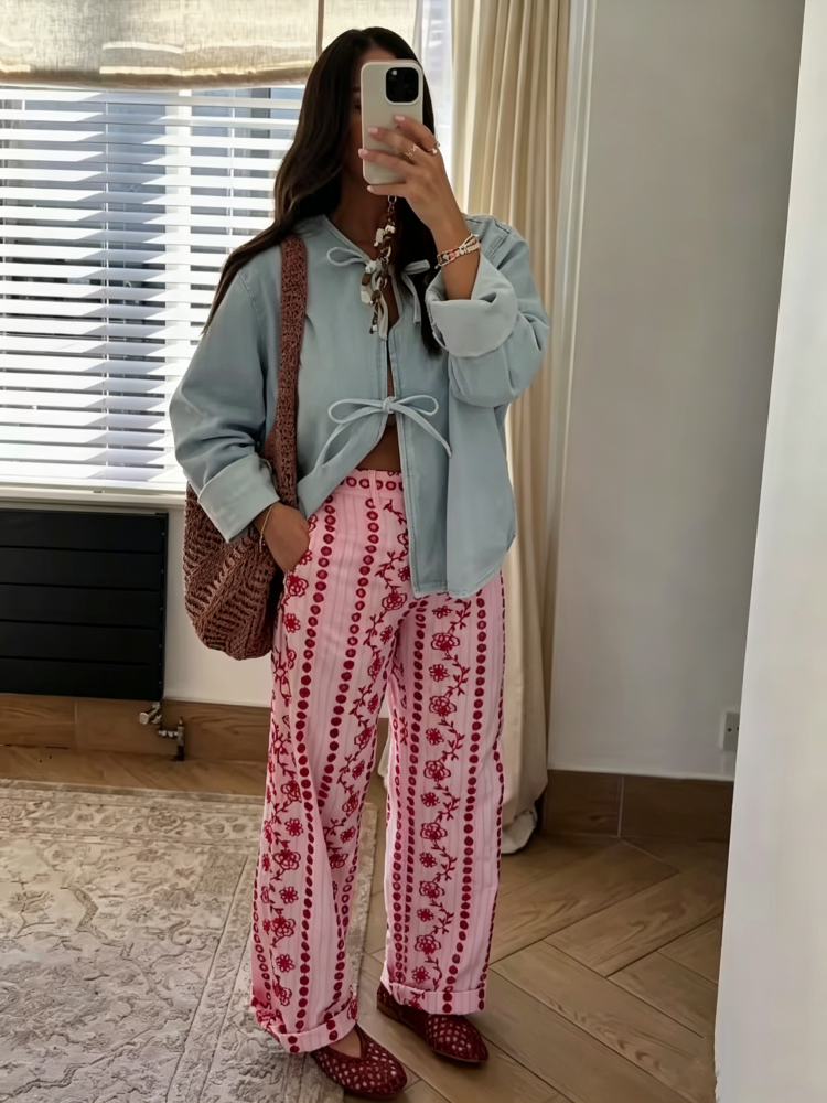 Pantalon long vintage rose brodé ajouré pour femme, style bohème, jambe large, pour la plage, nouvelle collection été 2026, idéal pour les vacances