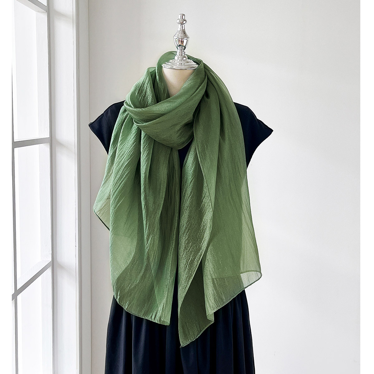 12 écharpes de couleur unie pour femmes, écharpes d'été en satin doux, écharpes fines et longues, hijab