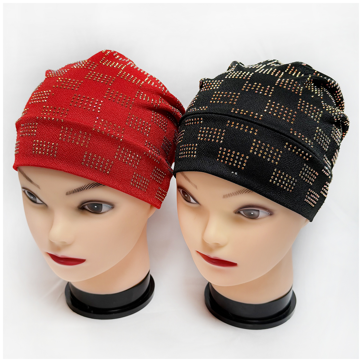En gros 6/12 pièces commande mode musulmane femme Turban chapeau velours chaud strass solide indien Bonnet cheveux Bonnet casquette pour les femmes