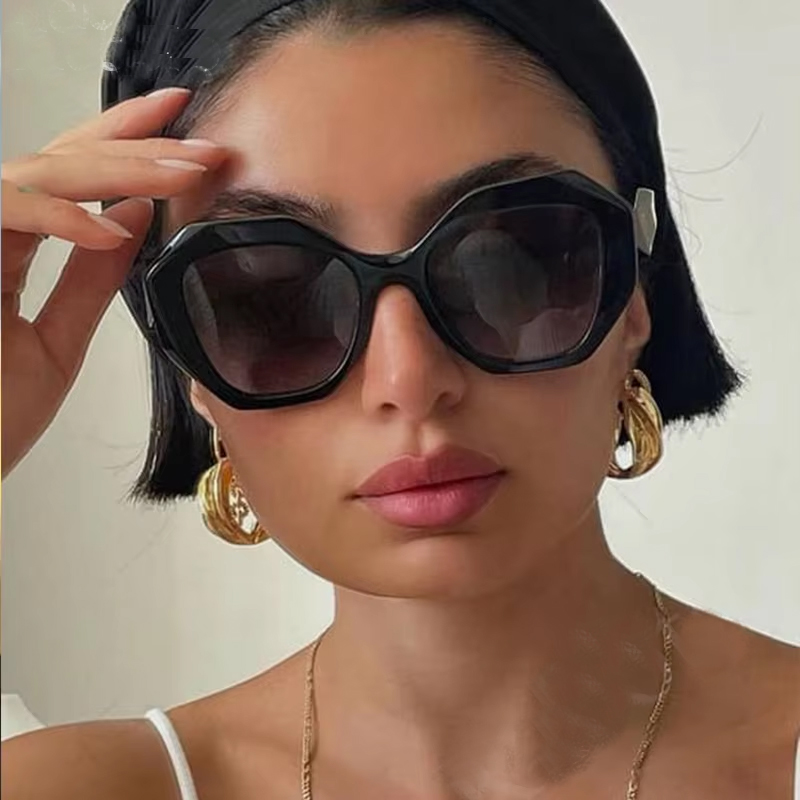 Lunettes de soleil carrées élégantes pour femmes, lunettes de soleil polygonales pour femmes, nuances tendance, lunettes dégradées, créateur de luxe, mode, 2024