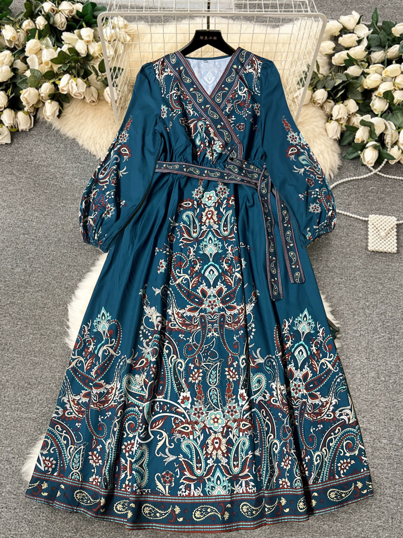 Robe longue ethnique style vintage imprimé, élégante, grande taille, pour le printemps et l'automne, col en V, manches longues, ceinturée, pour les vacances et le quotidien, style Moyen-Orient