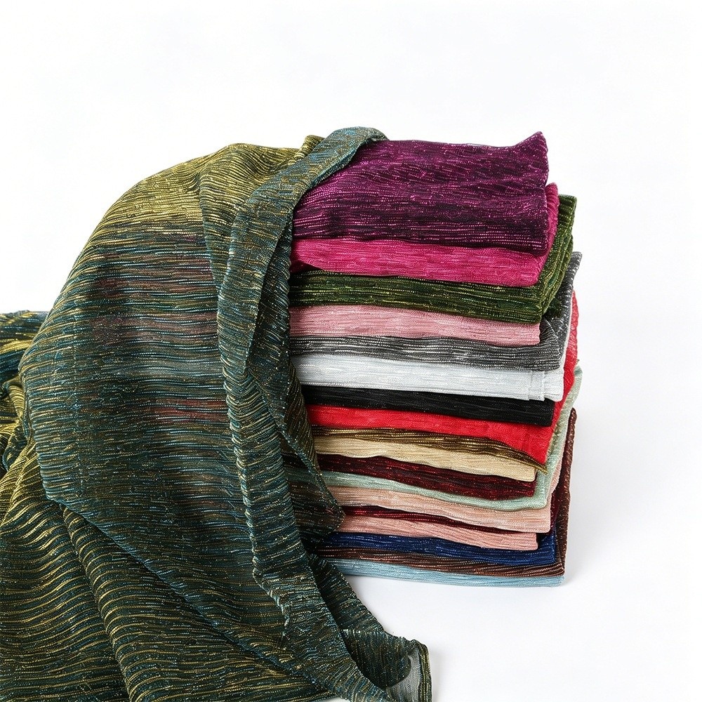 Foulard en soie uni tendance, voile hijab en mousseline froissée respirante, turban brillant avec fils dorés et argentés pour l'extérieur