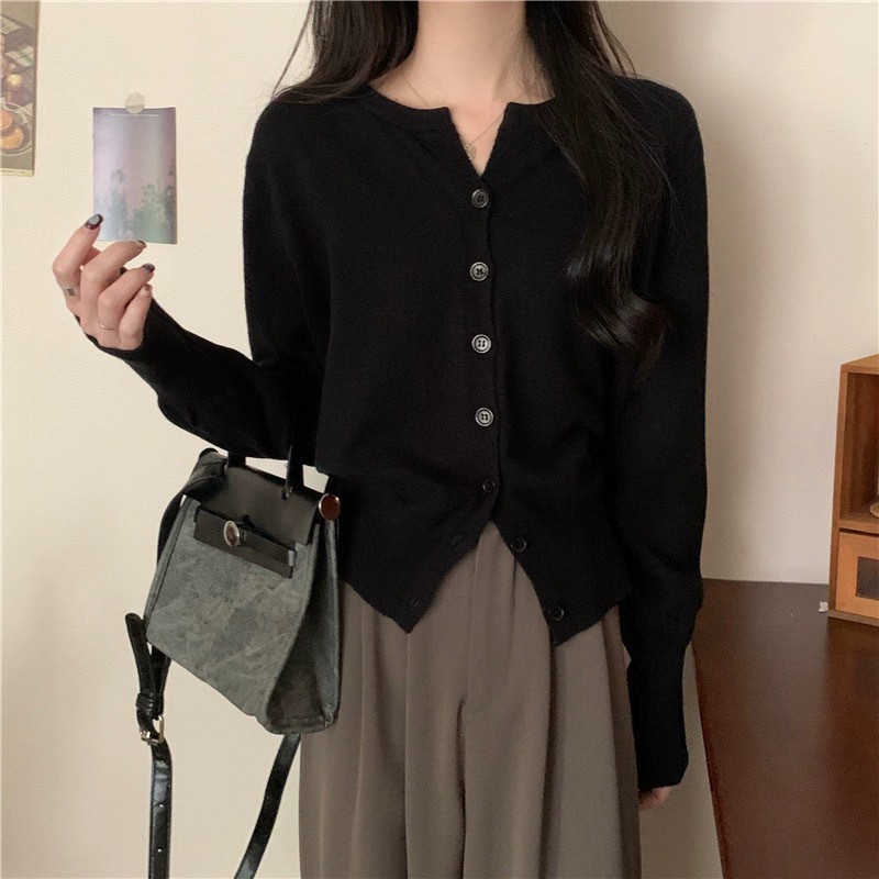 Cardigan en tricot à manches longues pour femme, col rond boutonné, confortable et ajusté, veste pull tendance pour le printemps