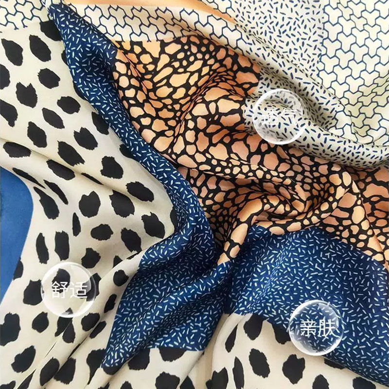 70cm foulards en soie femmes de luxe rétro Patchwork imprimé léopard carré écharpe mouchoir tête enveloppement foulard élégant femme châle