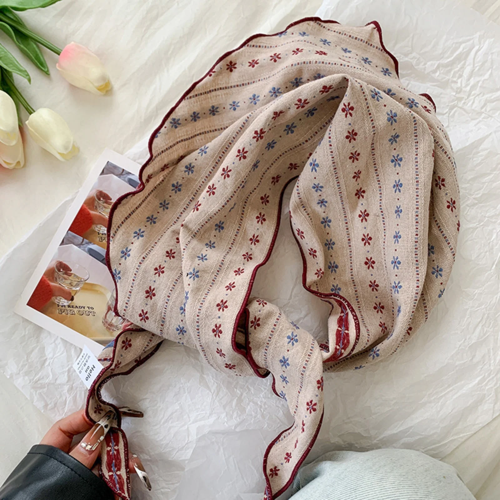 1PCÉcharpe triangulaire florale vintage, bandana fin et doux, bandeau bohème pour femme, accessoires de coiffure tendance pour le quotidien printemps-été