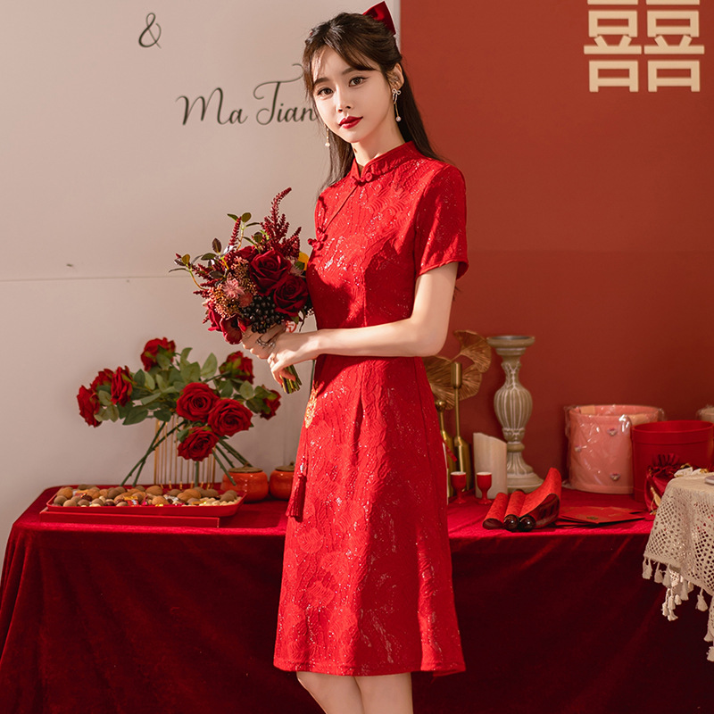 Robe Cheongsam à manches courtes pour femmes, Qipao moderne, vêtements traditionnels chinois, rouge, mode d'été