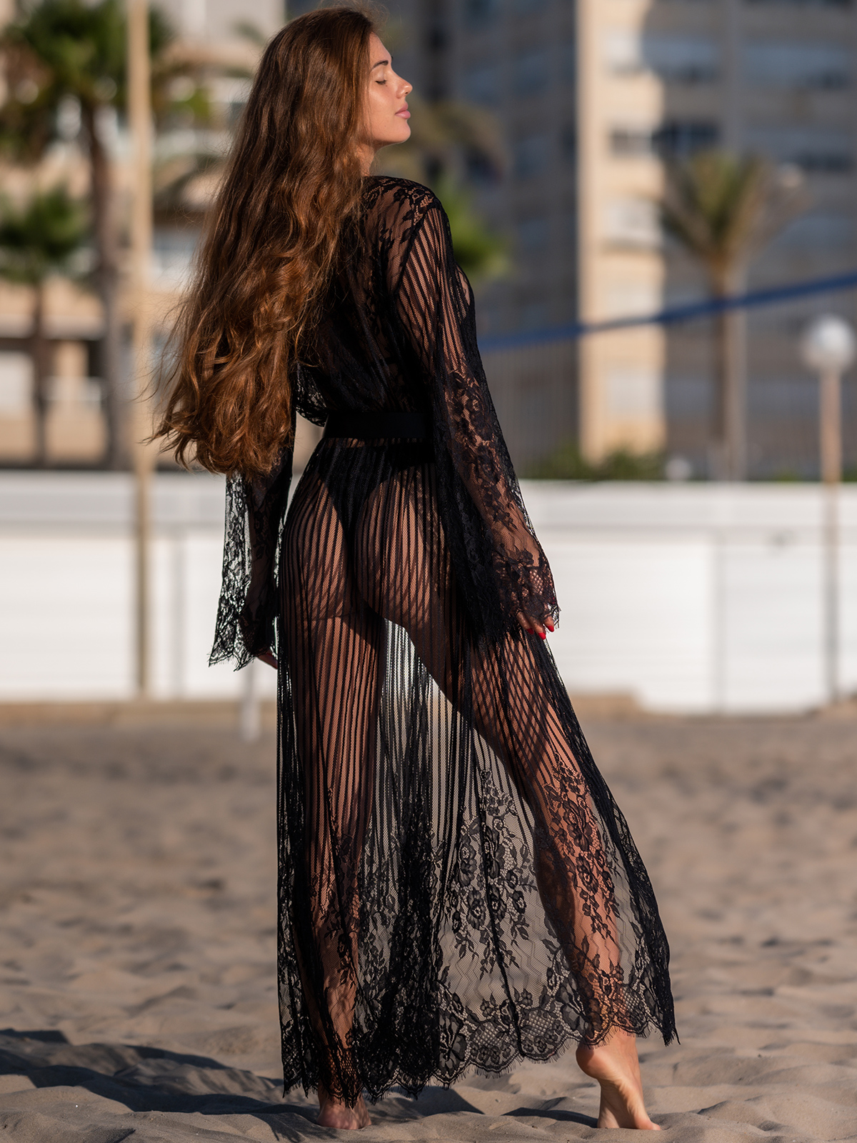 Tunique de plage en dentelle crochetée transparente blanche, robe longue de plage, vêtements de plage pour femmes V1318C