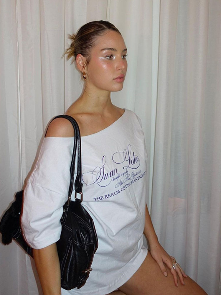 Décontracté Relax femme T-shirt lettre 2025 femmes chaud nouveau polyvalent rue atmosphère Style à la mode poussin été hauts