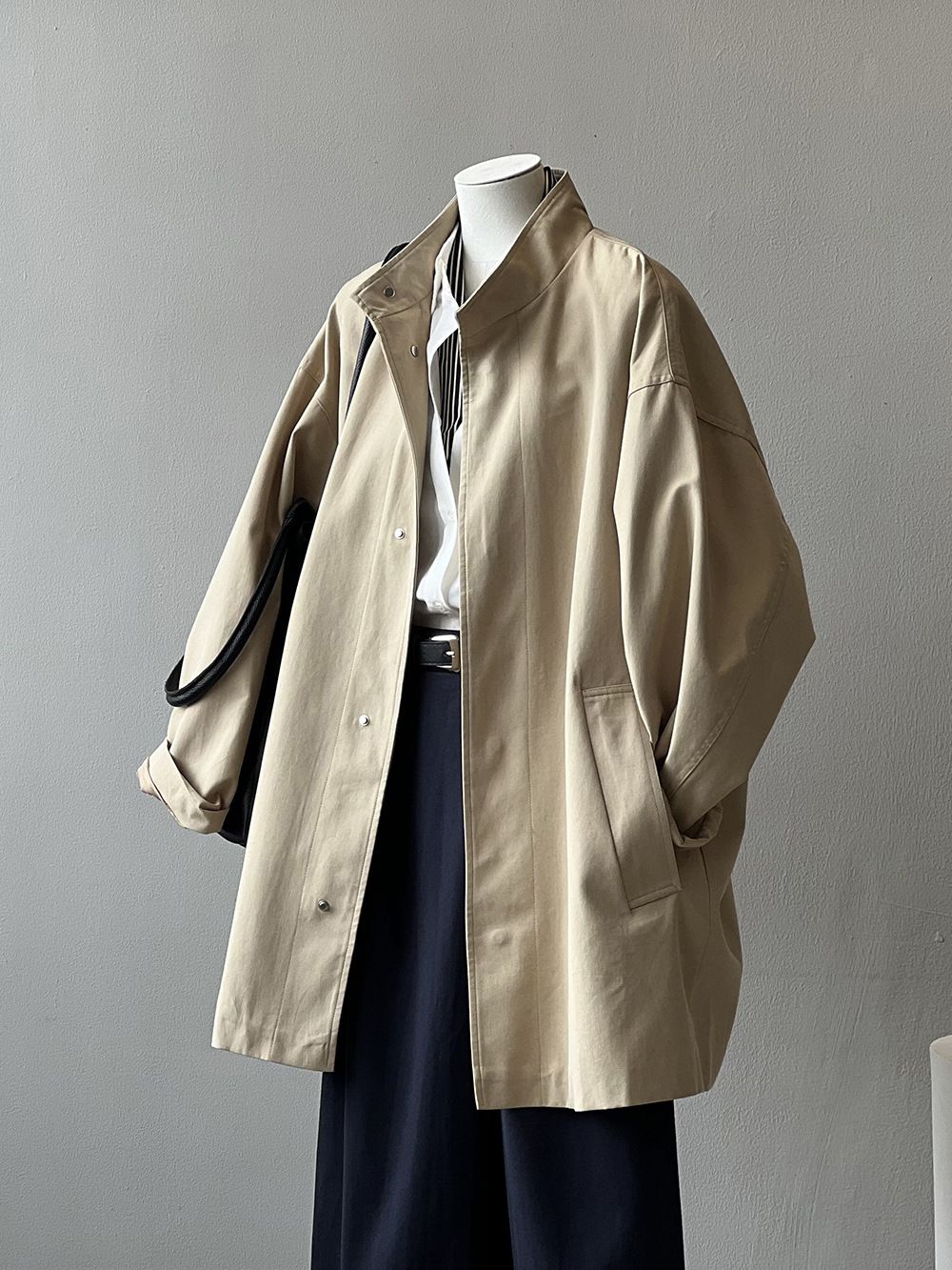 Manteau trench japonais à col montant pour femme, nouvelle version coréenne automne-hiver 2026, manteau long matelassé texturé ample