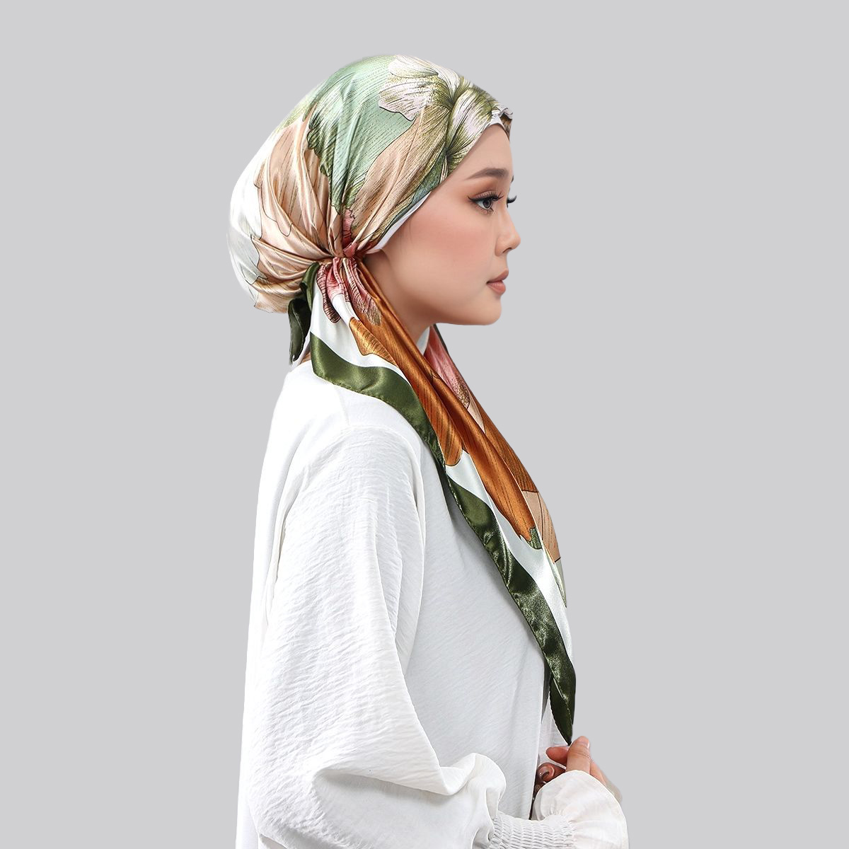 Hijab imprimé tendance pour femmes, carré en satin de soie, bonnet antidérapant, châle hijab musulman en satin de soie, foulards doux imprimés