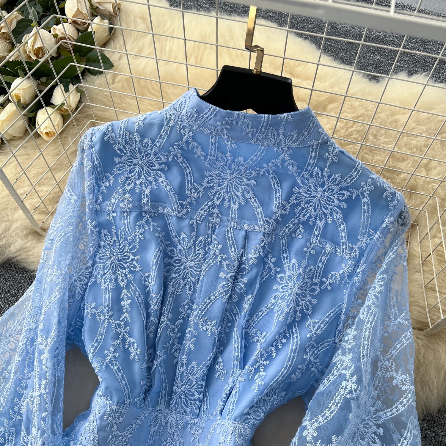 Robe française rétro élégante pour femmes, nouveau Style haut de gamme, col montant, taille simple boutonnage, robe longue en maille brodée, 2025