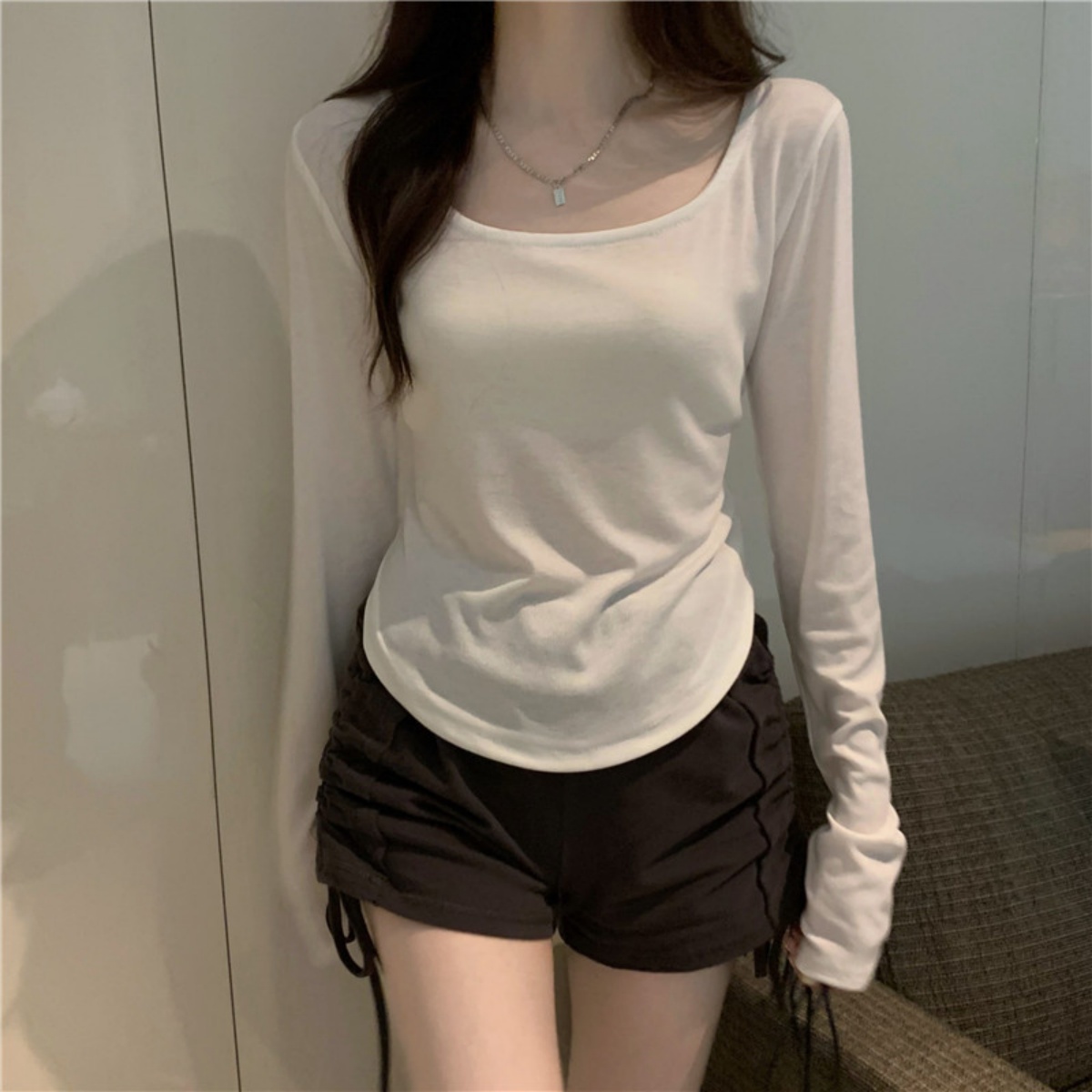 T-shirt à manches longues et col carré pour femme, printemps automne, nouveau, ourlet irrégulier, haut décontracté mince, chemises unies, nouveau streetwear coréen