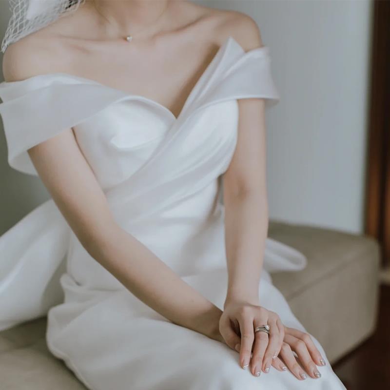 Robes de mariée princesse en satin vintage, robes de mariée à longue traîne, robe de Rhde mariage, robe de soirée, célébrité, hors de l'initiative