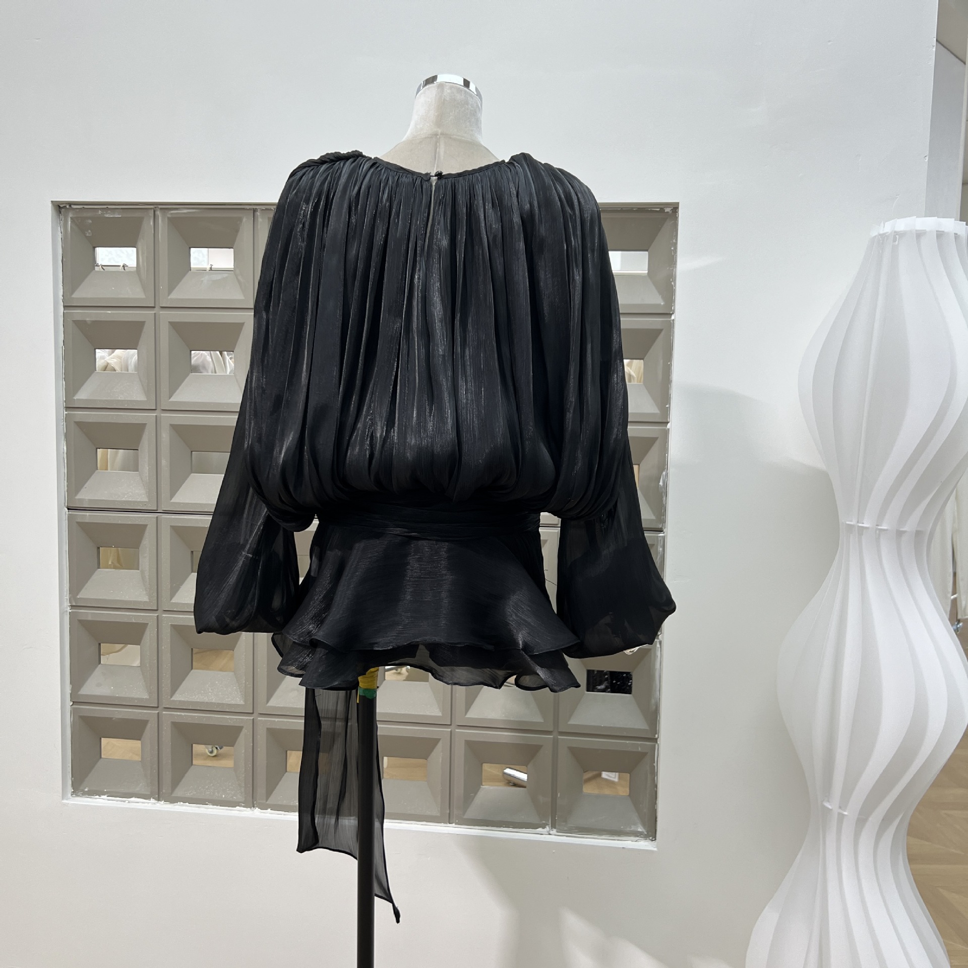 KBQ Solide Patchwork À Lacets Lâche Robes Pour Femmes O Cou À Manches Longues Taille Haute Épissé Plis Tempérament Robe Femme Mode