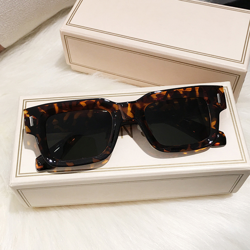 Marque Designer carré lunettes De soleil femmes hommes océan couleur nuances lunettes De soleil femme mode Rectangle Rivet Oculos De Sol