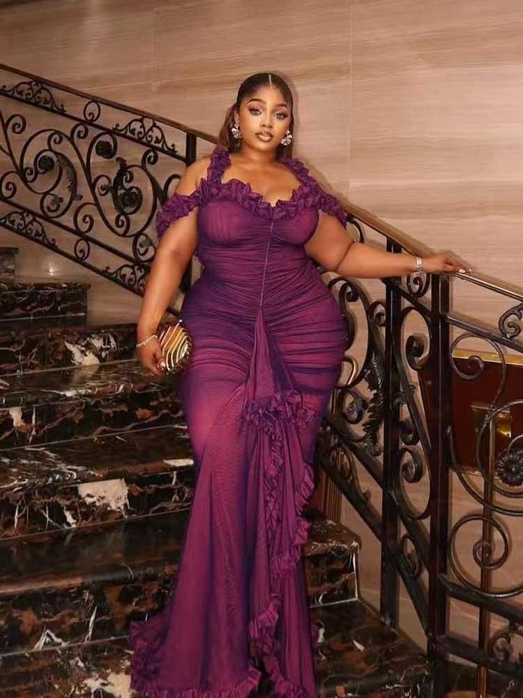 Robe longue d'été pour femme, col halter, chic et élégante, drapée à la taille, amincissante, pour soirée