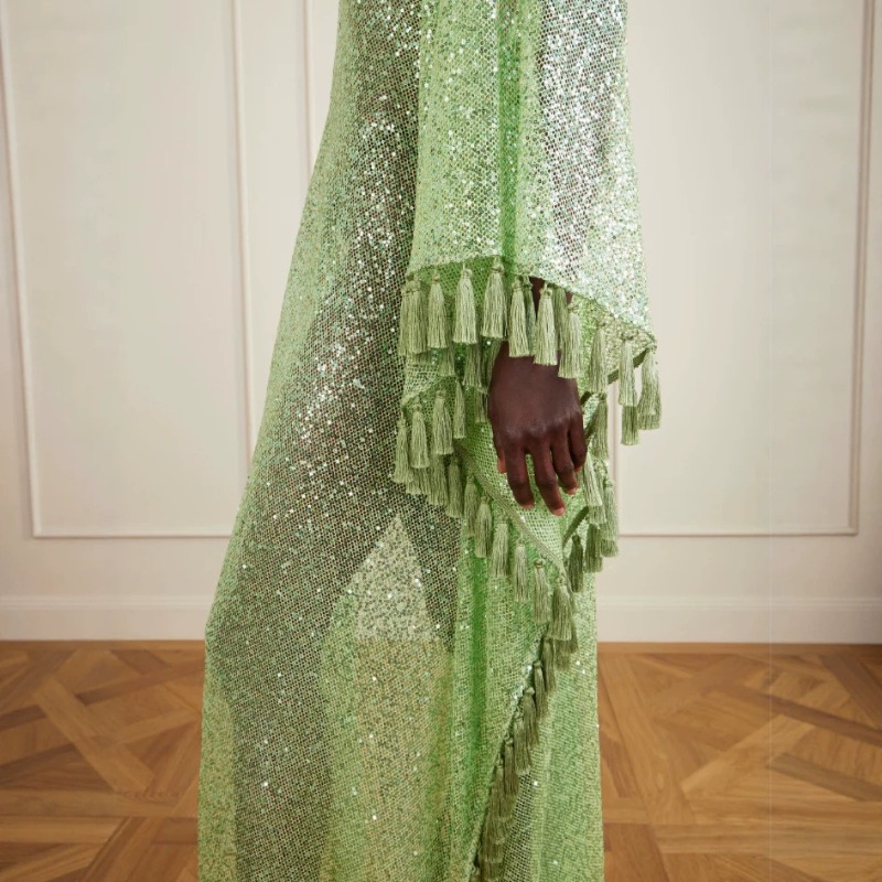 Robe longue caftan vert clair à sequins et franges, col en V profond, manches cloche, tenue de soirée, de plage ou de bal pour femme