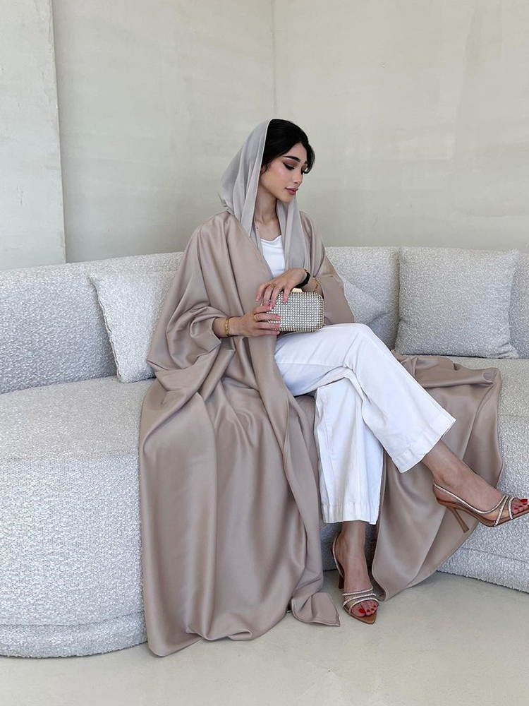 Robe musulmane du Moyen-Orient, mode, satin doux et léger, manches chauve-souris, manteau à manches longues, robe arabe pour femmes
