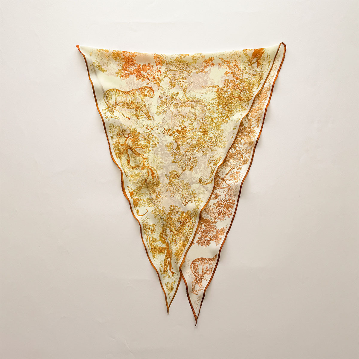 Écharpe triangulaire en soie de luxe pour l'été, châle pour femme, écharpe chaude pour le cou, protection solaire, petit foulard, bandana, pashmina, poncho
