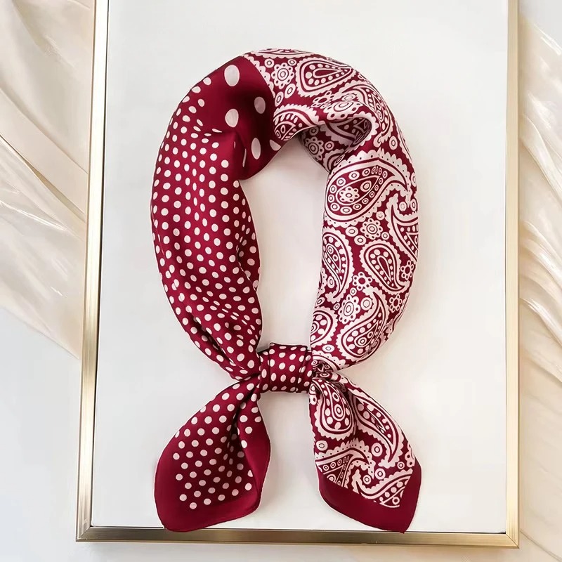 Nouvelle Écharpe Carrée en Soie Tendance pour Femme, Foulard de Luxe pour Sac à Main, Voile de Créateur en Soie pour Femme