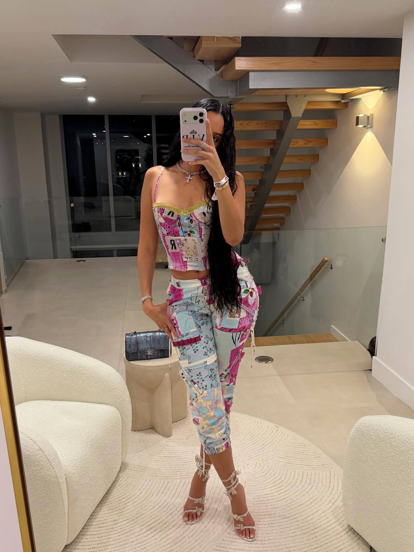 Ensemble 2 pièces élégant pour femme, imprimé journal graffiti, haut corset à fines bretelles avec dentelle, pantalon court à lacets, tenue sexy pour club