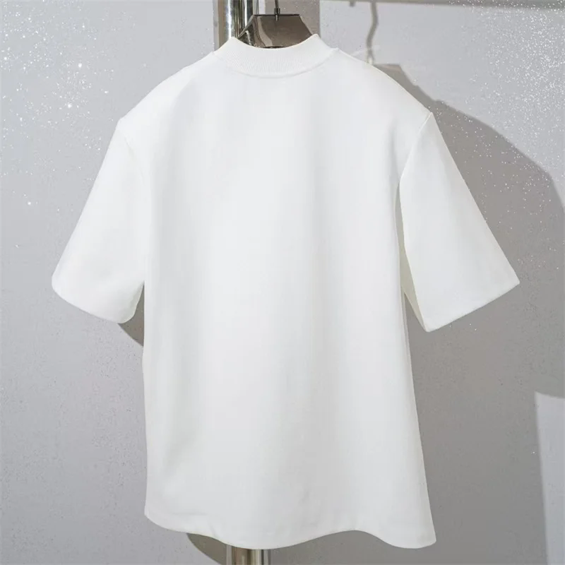 T-shirt femme nouvelle lettre brodée col rond pull pour l'été 2025 style couple coupe ample mélange de coton haut à manches courtes