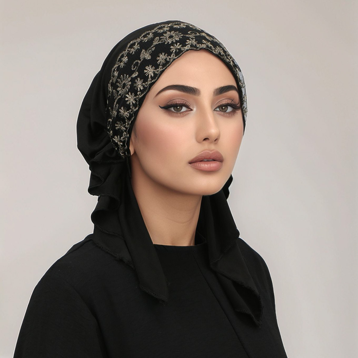 Dentelle broderie instantanée Hijab femmes musulmanes florale Hijab cristal chanvre Bonnet élastique cravate dos sous-capuchon casquette intérieure solide chapeau Turban