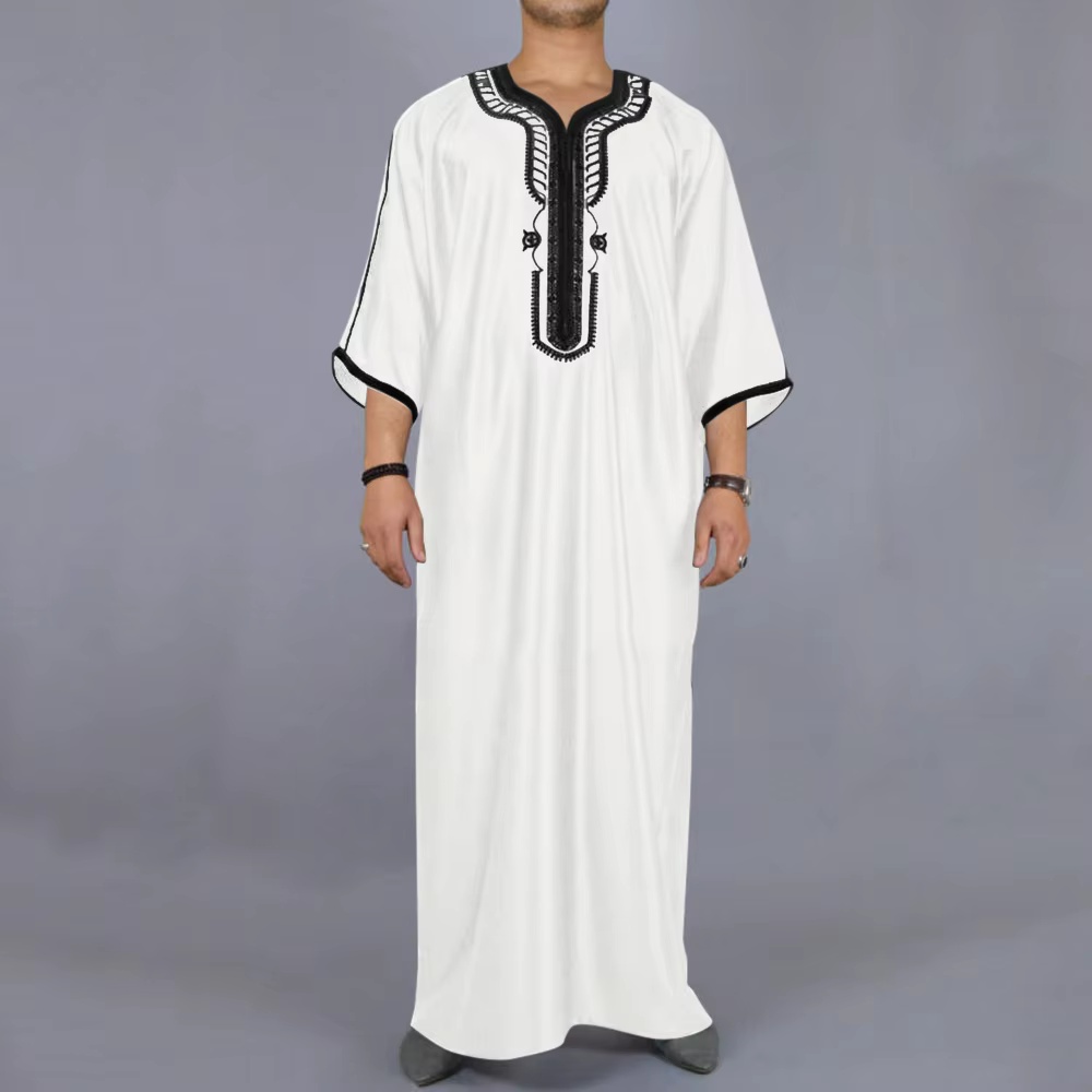 Robe longue pour homme de style marocain, robe longue blanche élégante avec broderie exquise, robe longue décontractée simple pour homme