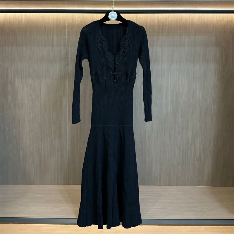 Nouvelle Robe Longue Tricotée Femme Printemps à Col Carré et Dentelle, Manches Longues, Coupe Ajustée, Jupe Sirène Longue, Haute Qualité, Tendance et Sexy
