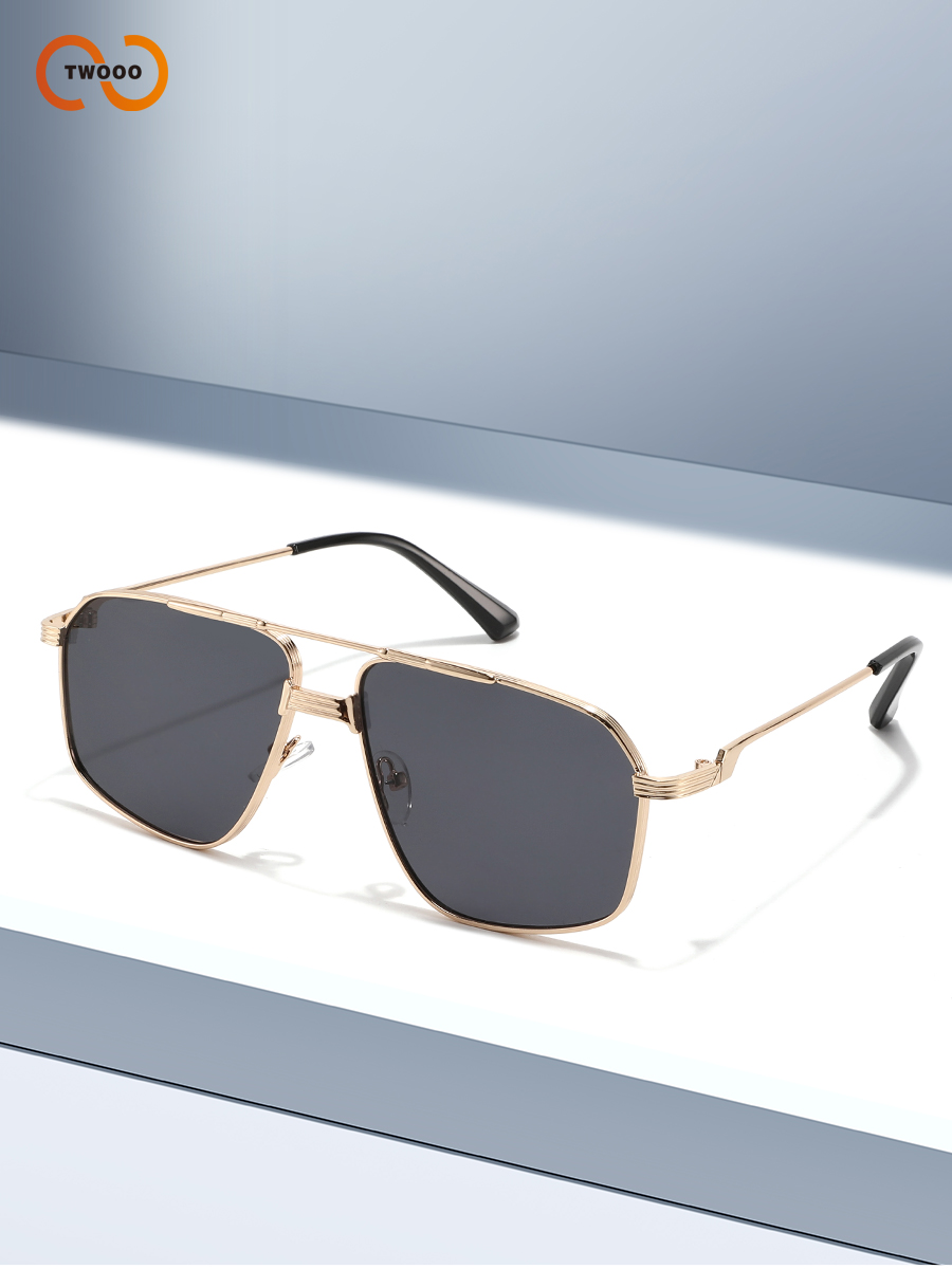 Lunettes de soleil pilote rétro tendance pour hommes, monture en alliage doré et lentille noire, lunettes de conduite carrées vintage cool avec bras antidérapants