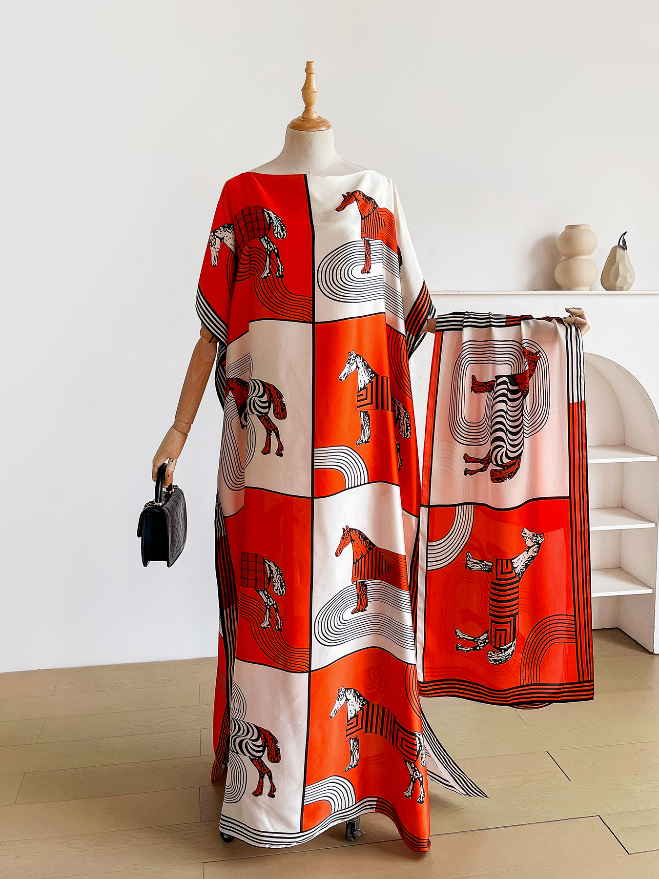 Ensemble Abaya en satin de soie imprimé cheval de luxe avec hijab assorti, robe maxi kaftan ample à manches chauve-souris pour femmes musulmanes africaines