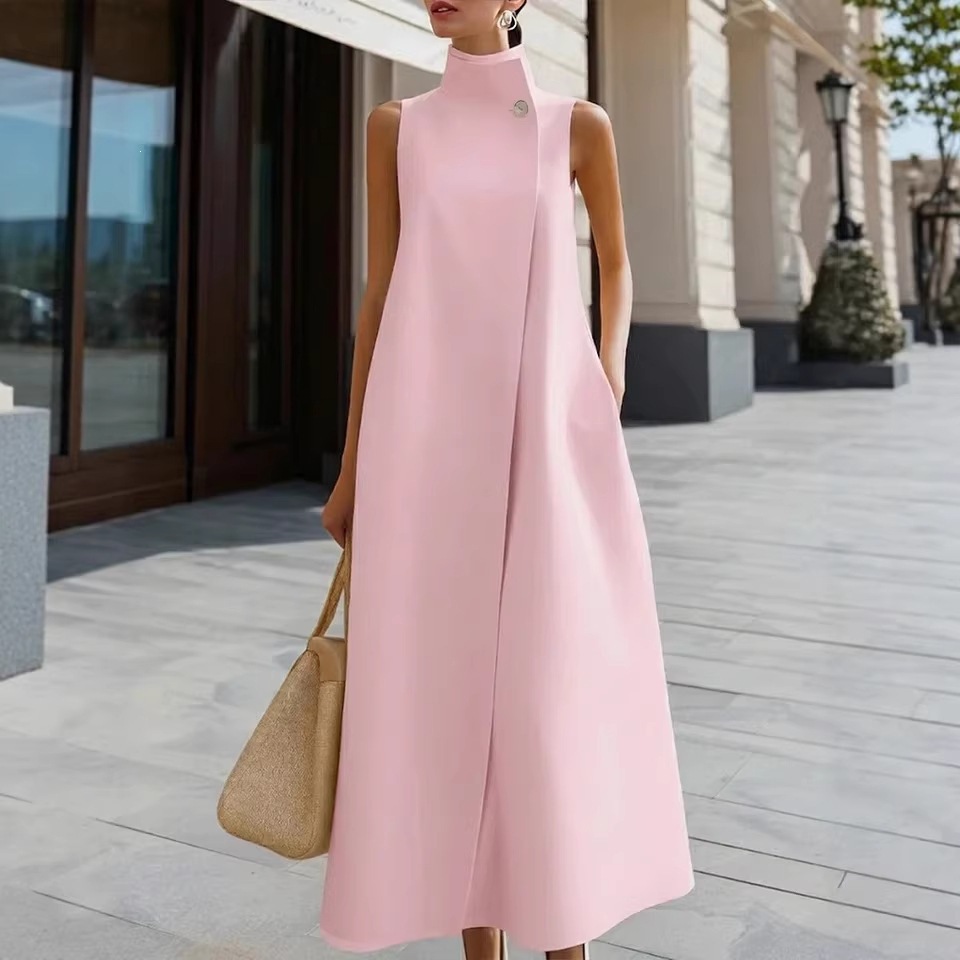 Robe longue plissée ample à taille haute pour femme, col roulé, couleur unie, sans manches, style licou, avec poches, design tendance