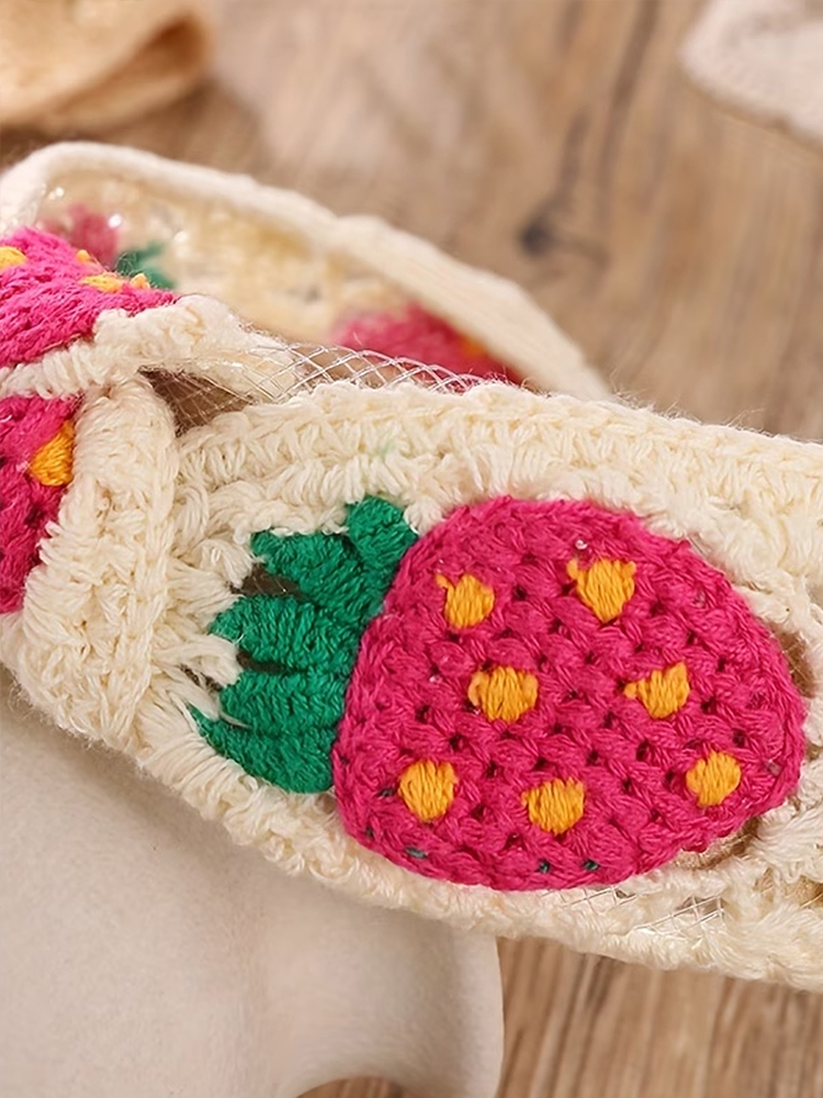 1 bandeau au crochet de style bohème fait main – Bord large avec motif floral à carreaux et fraises, accessoire pour cheveux au crochet multicolore vintage, adapté aux tenues décontractées et formelles (style femme)