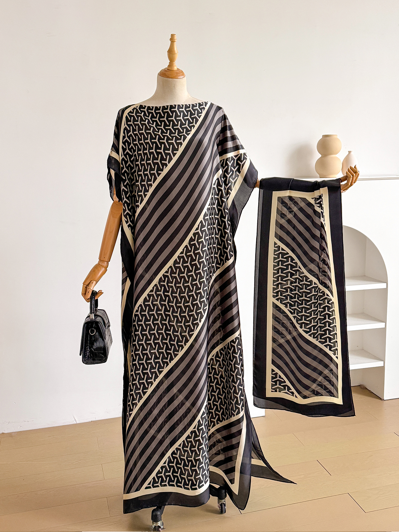 Abaya en satin à rayures géométriques avec hijab, robe kaftan maxi ample pour femmes musulmanes africaines, tenue de plage estivale