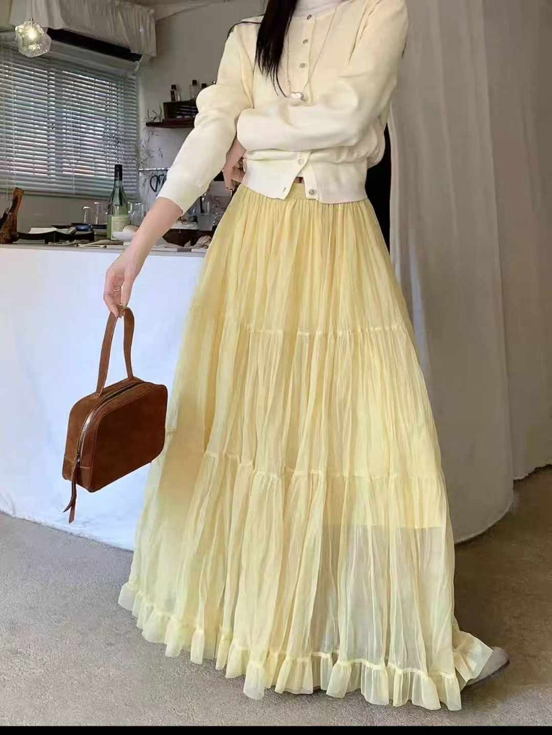 Jupe plissée élégante pour femme avec taille élastique, coupe ajustée, longueur longue, style A, tendance mode printemps 2026